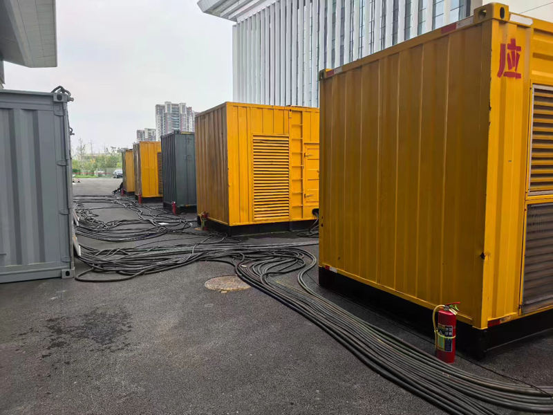 阿拉善不同季节柴油发电机组保养有哪些注意事项?