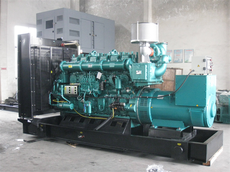 阿拉善200KW 柴油发电机的油耗是多少?